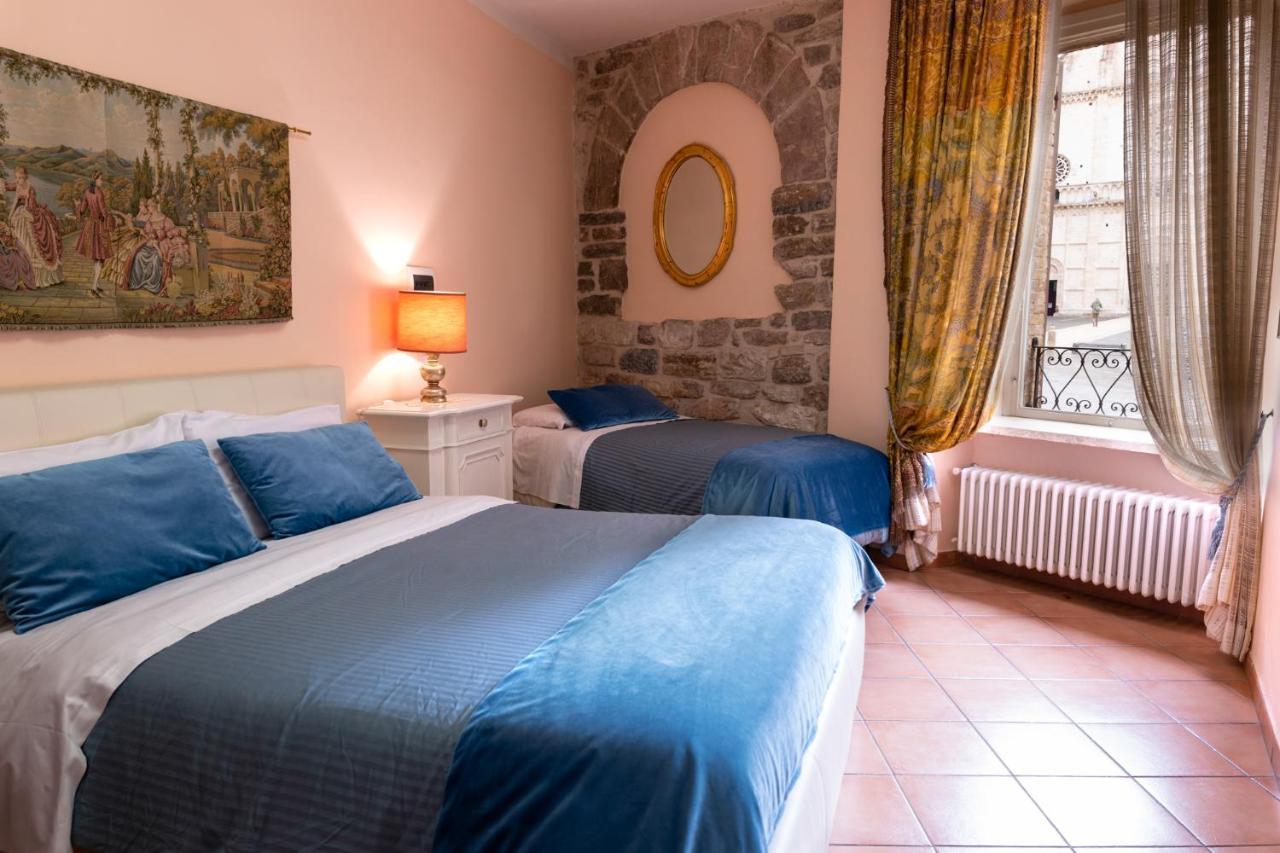 Apartment Assisi Cattedrale Екстериор снимка