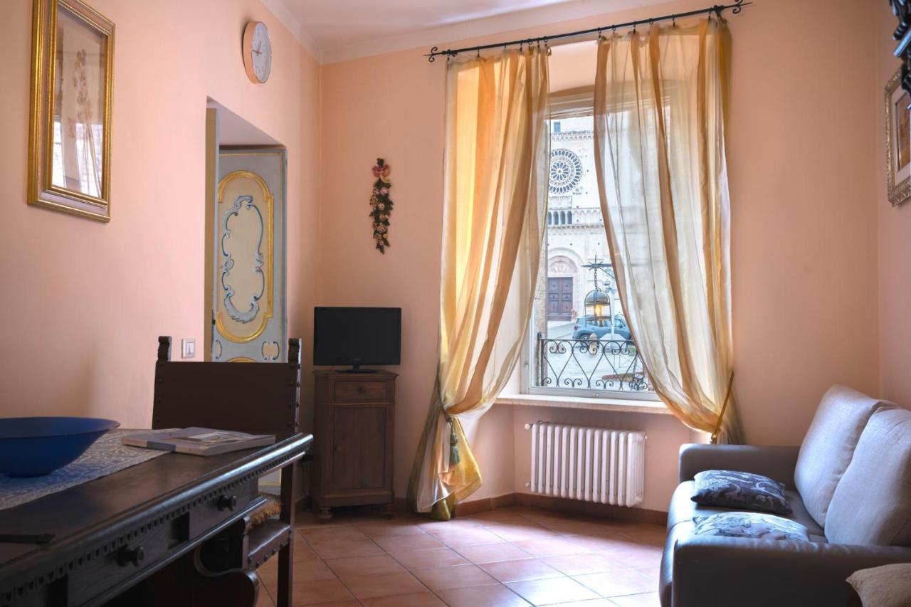 Apartment Assisi Cattedrale Екстериор снимка